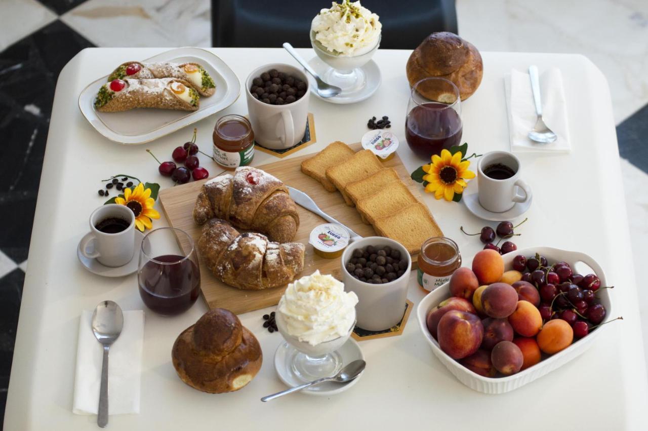 Bee Happy - Bed And Breakfast 제프라나에트니아 외부 사진